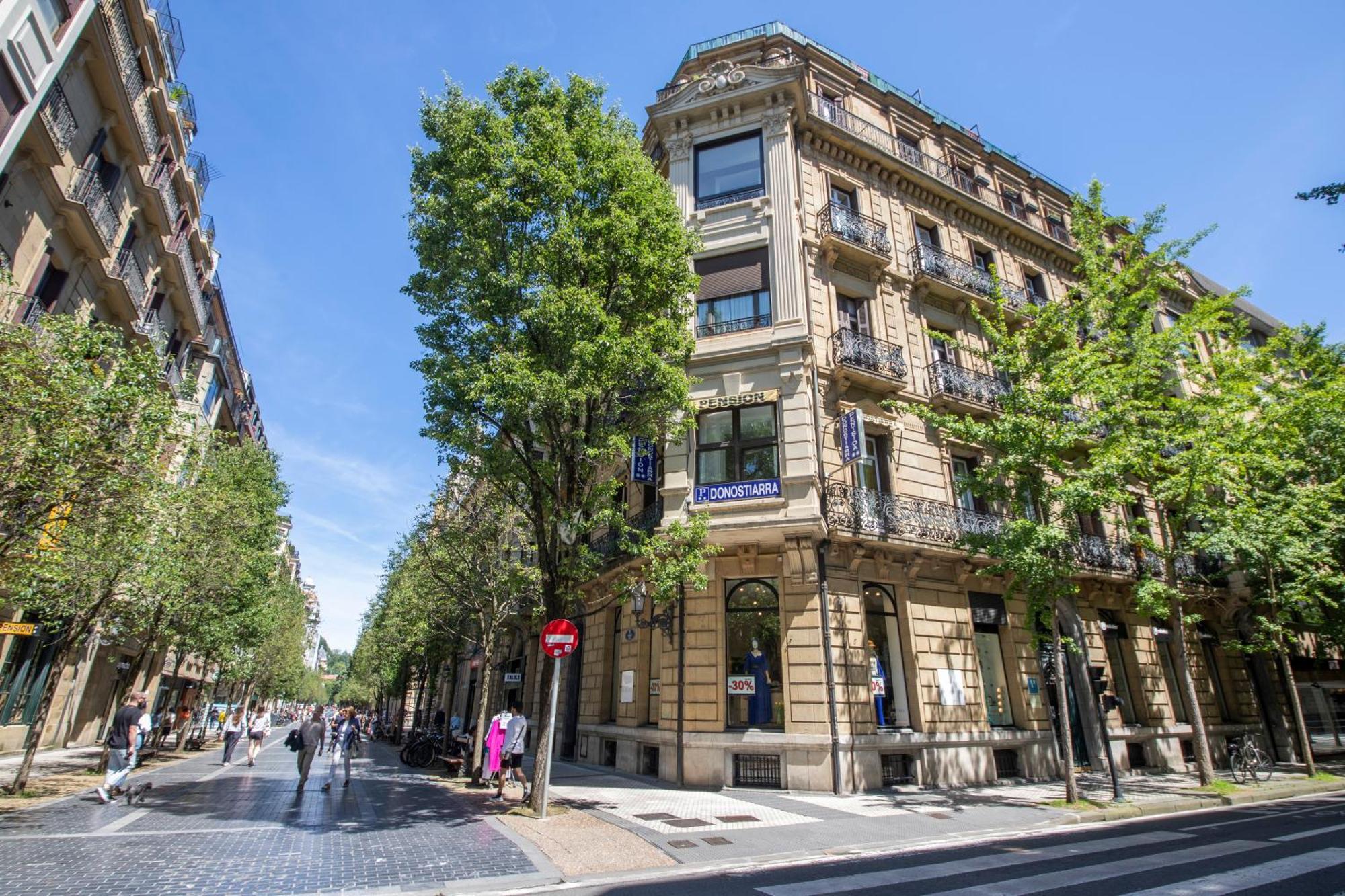 Pension Donostiarra San Sebastián Eksteriør billede