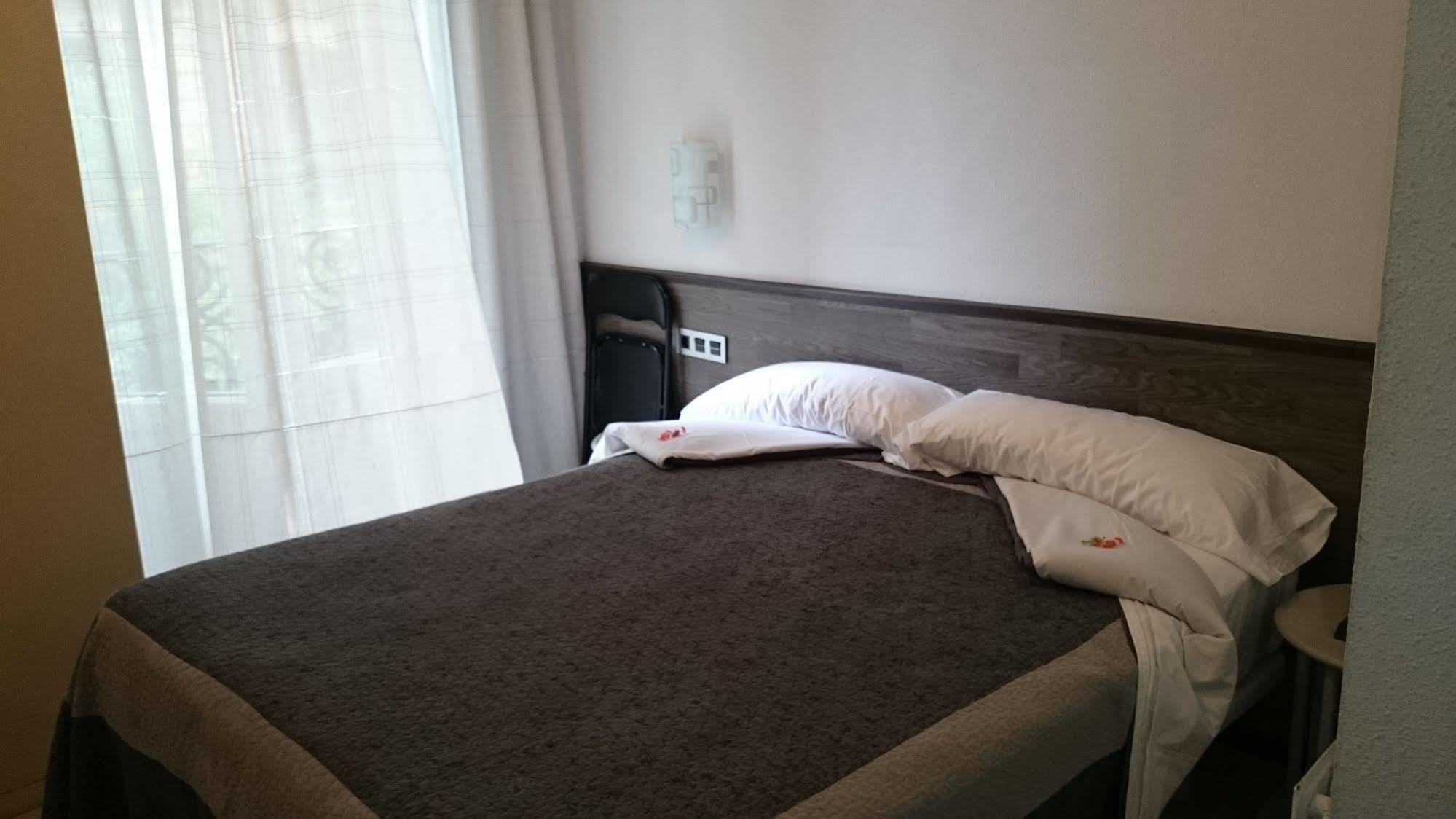 Pension Donostiarra San Sebastián Eksteriør billede