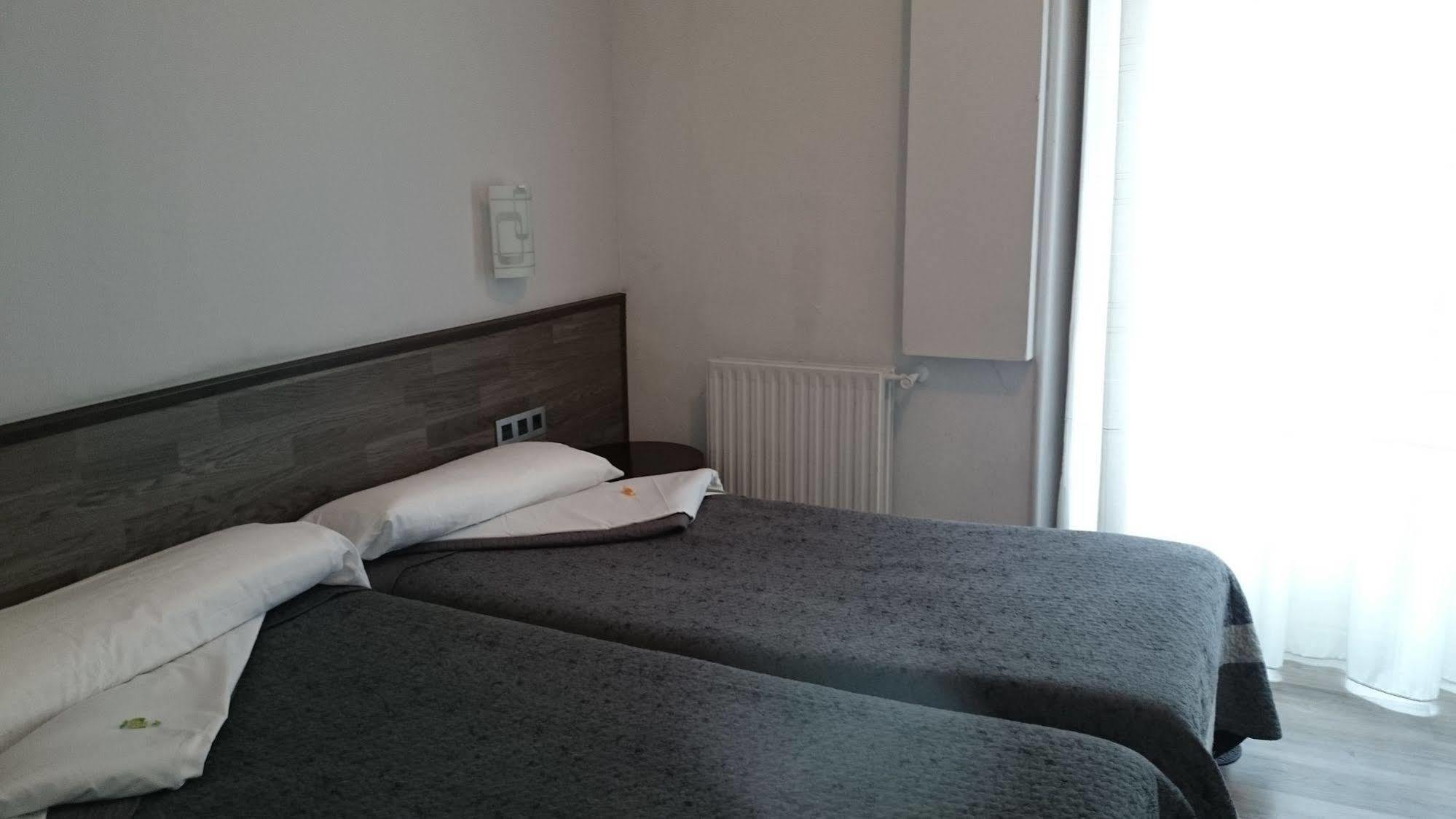 Pension Donostiarra San Sebastián Eksteriør billede